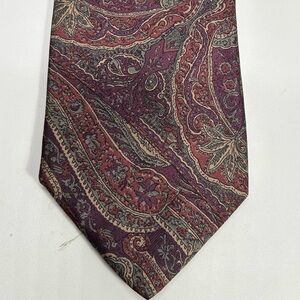 Vintage Geoffrey Beene Mens Necktie Burgundy Paisley 100% Silk